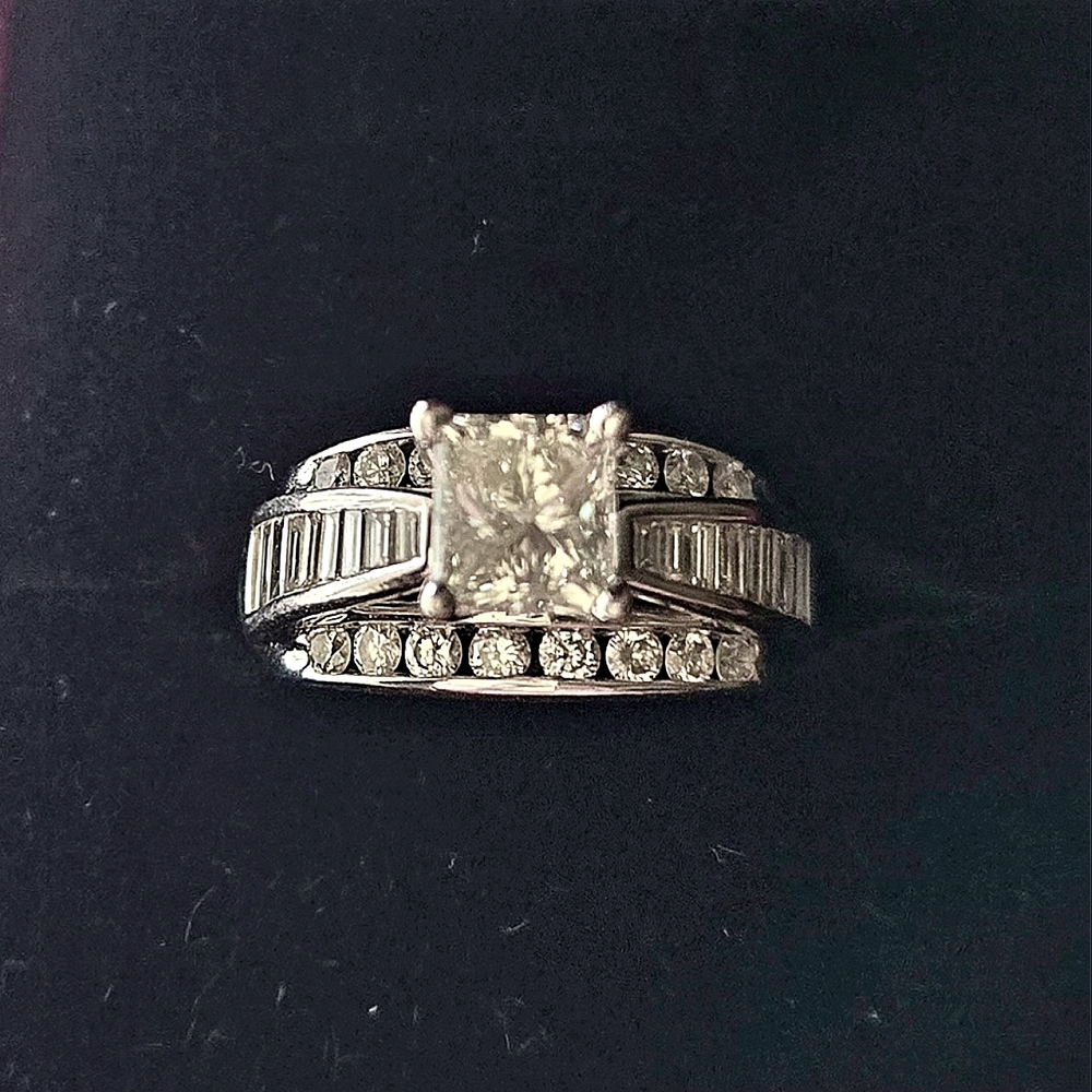 1.2ct. Diamond Engagement/Wedding Ring